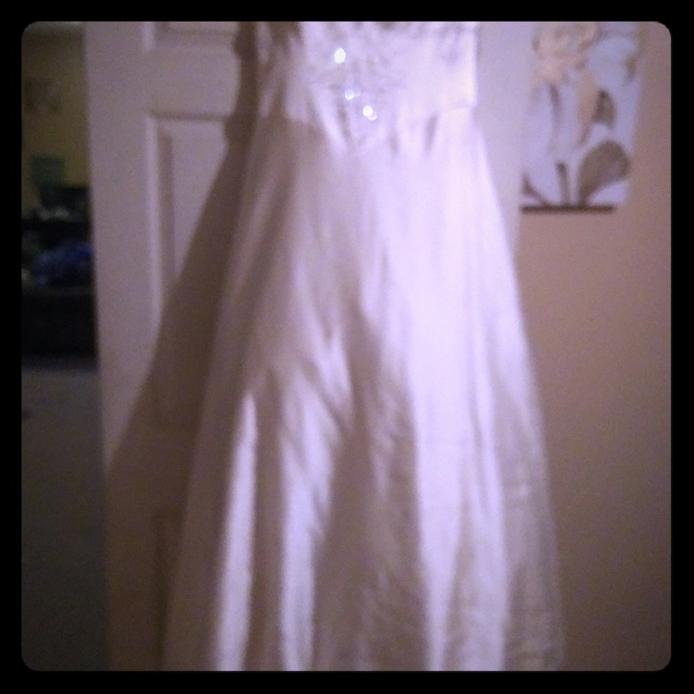 Wedding dress